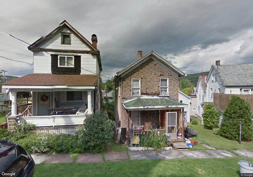 1204 Myrtle St, Franklin, PA 16323 - photo 1