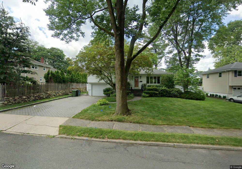 491 Marion Ln, Paramus, NJ 07652 - photo 1