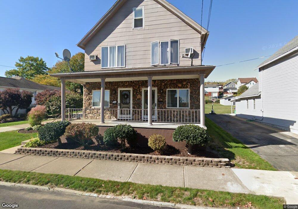 939 Lincoln St, Dickson City, PA 18519 - photo 1