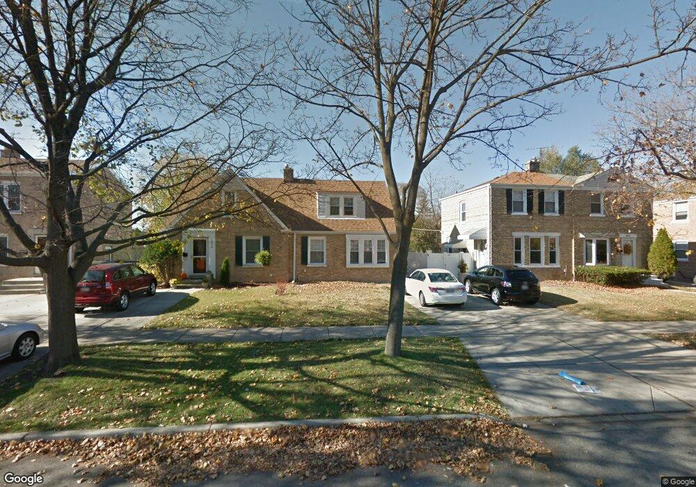 1872 Orchard St, Des Plaines, IL 60018 - photo 1