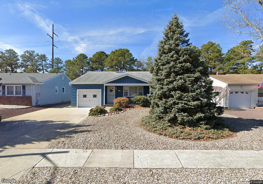 15 Riverton Rd, Toms River, NJ 08757 - photo 1