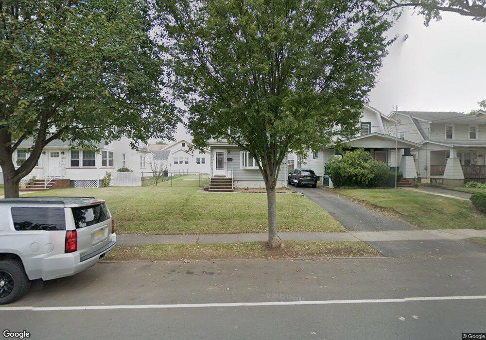 543 W Scott Ave, Rahway, NJ 07065 - photo 1