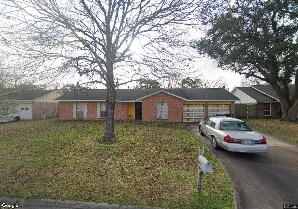 3714 Cambridge St, Alvin, TX 77511 - photo 1