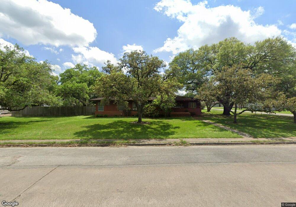 2600 4th St, Bay City, TX 77414 - photo 1