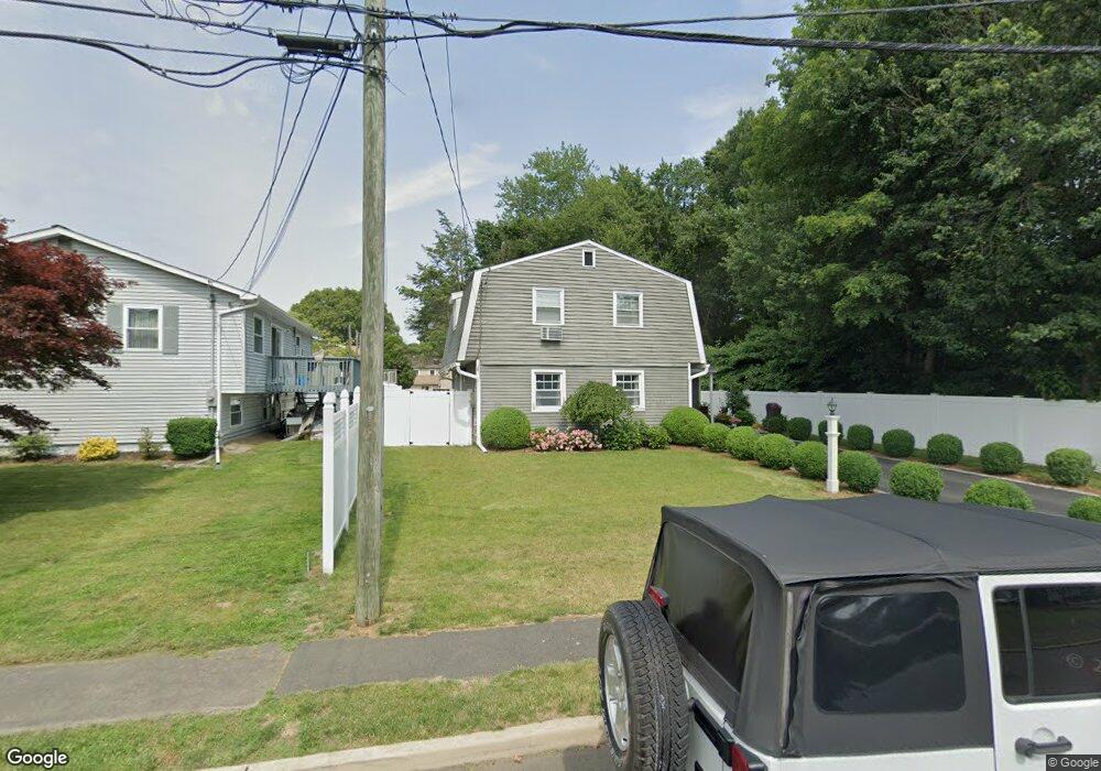 18 Three Seasons Ln, Norwalk, CT 06851 - photo 1