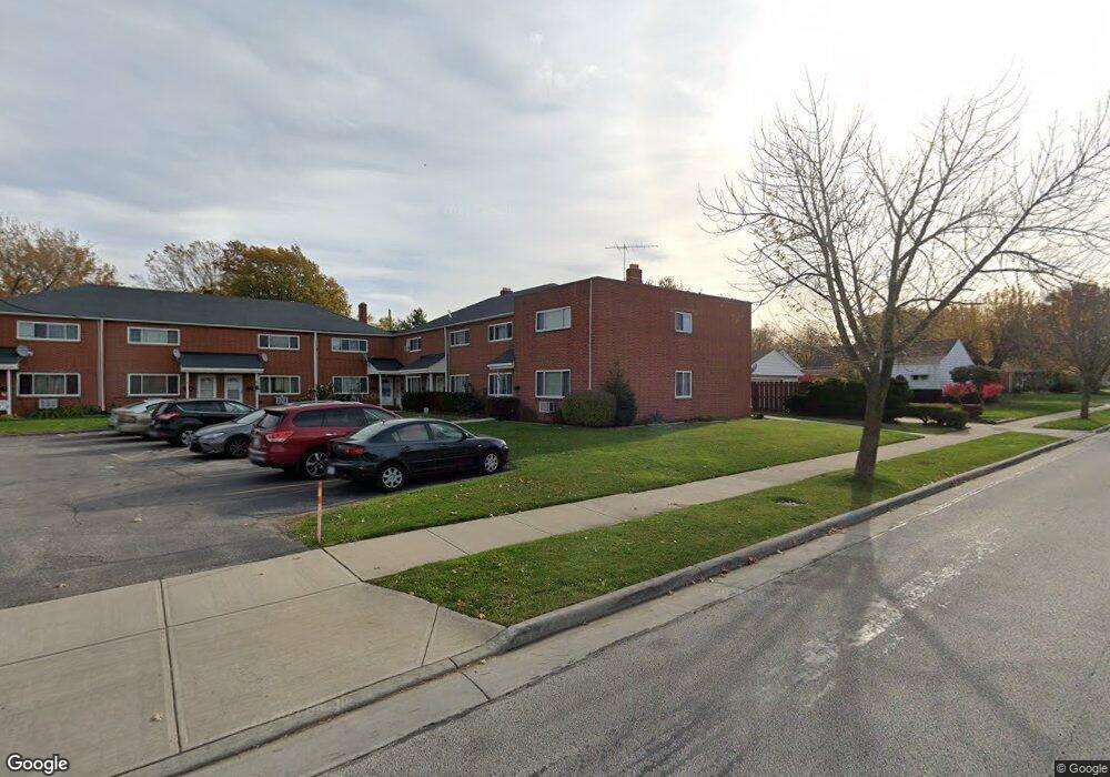 1525 Empire Rd, Wickliffe, OH 44092 - photo 1