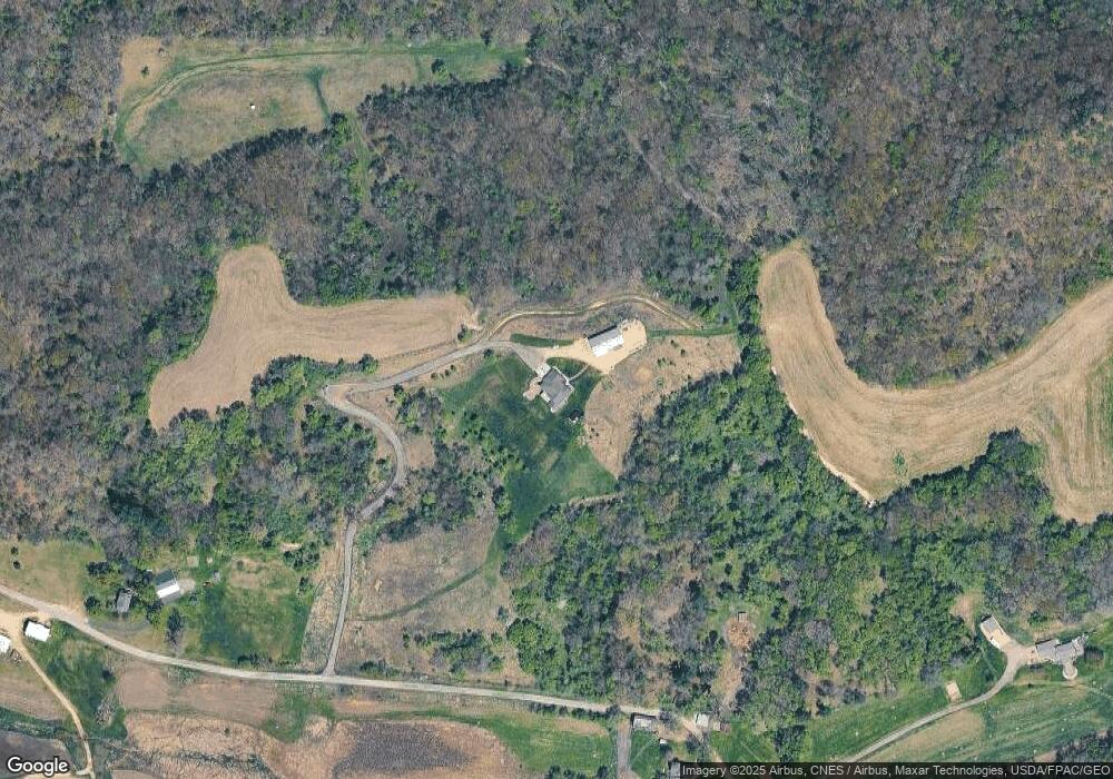 N24468 Lunde Coulee Rd, Ettrick, WI 54627 - photo 1