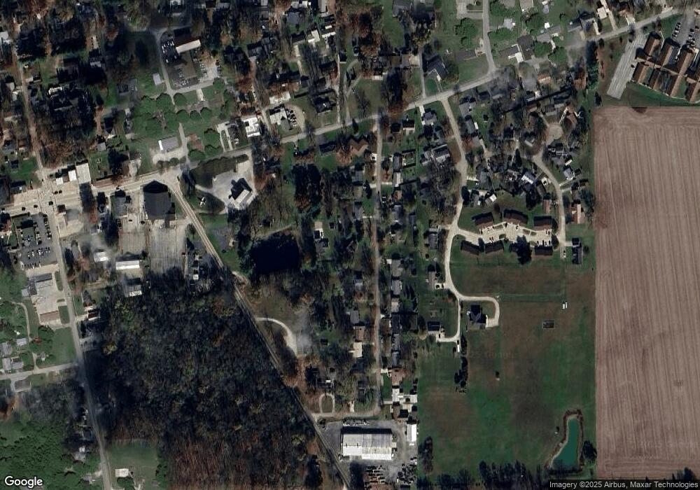 207 Elm Dr, Covington, IN 47932 - photo 1