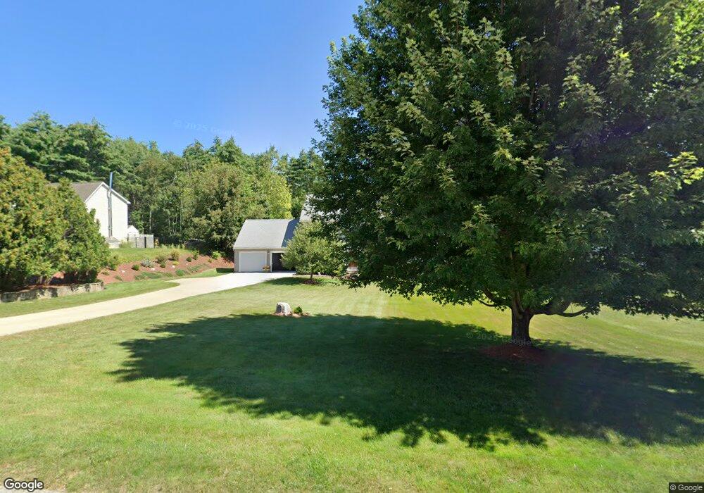 29 Woodhawk Dr, Milford, NH 03055 - photo 1