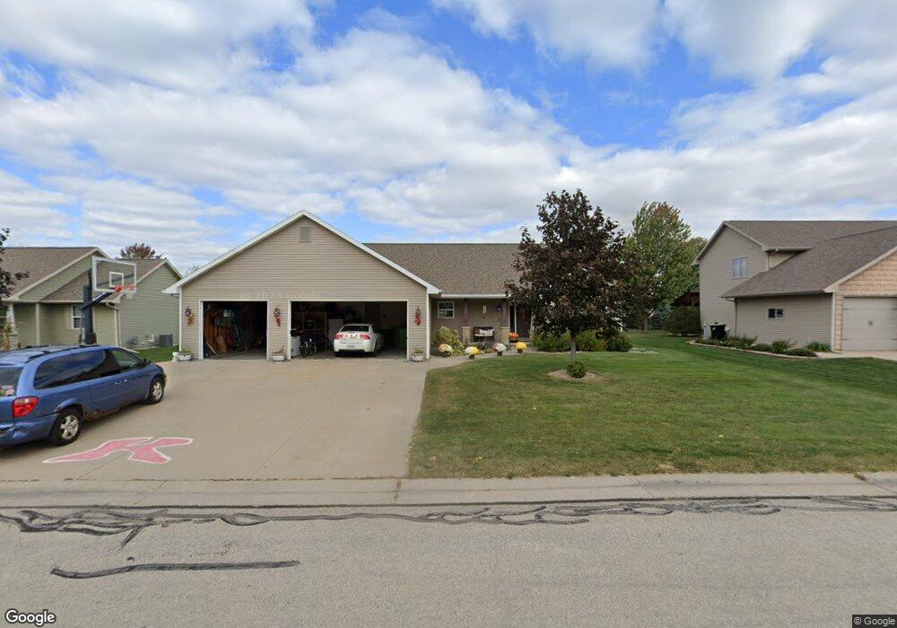 W6028 Nettie Dr, Appleton, WI 54915 - photo 1