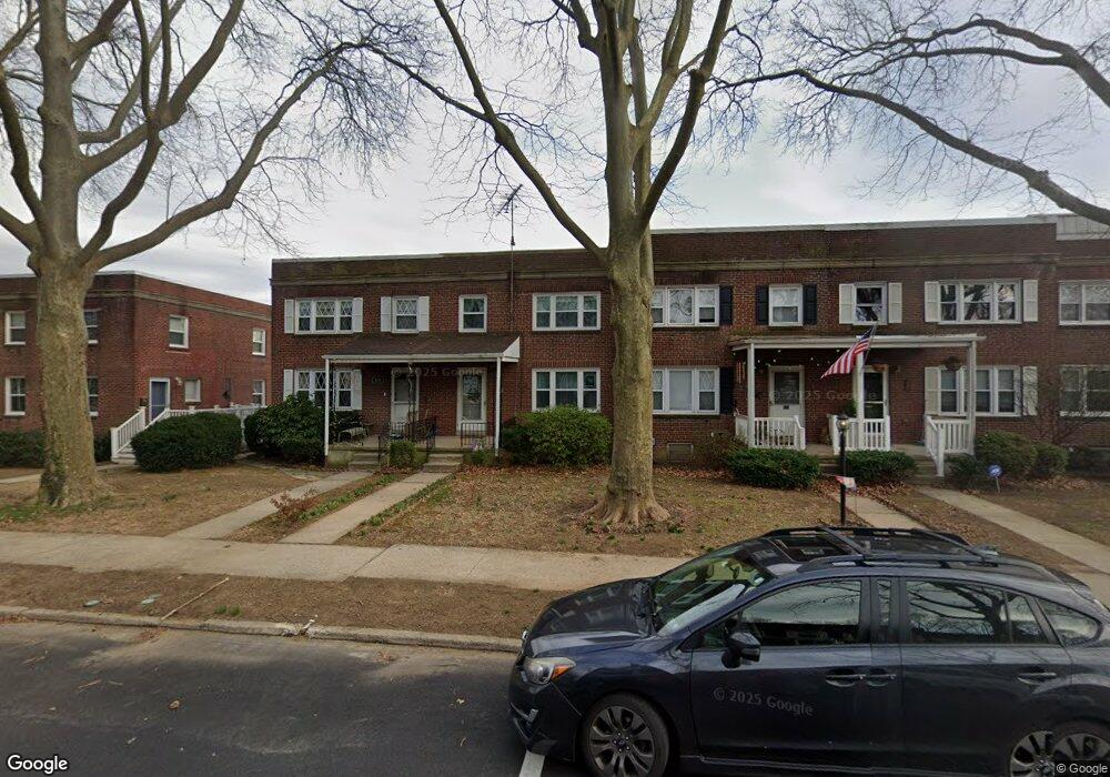 321 Sycamore Rd, Reading, PA 19611 - photo 1