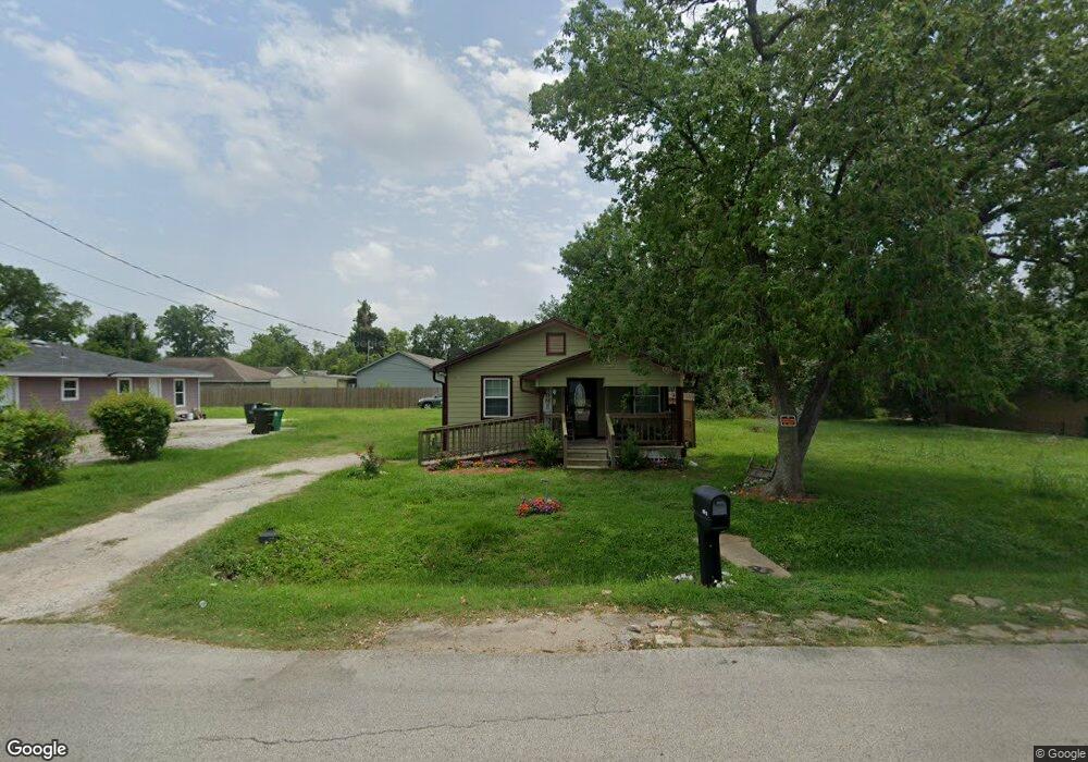 863 Ringold St, Houston, TX 77088 - photo 1