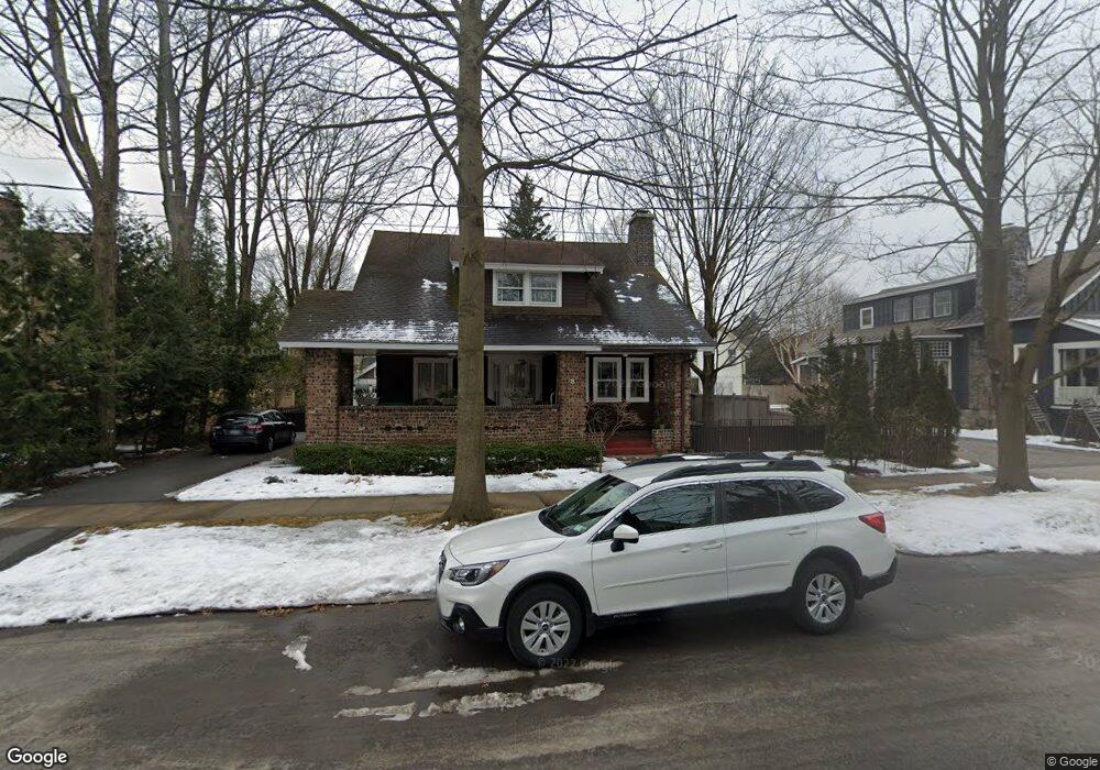 8 Madison Ave, Saratoga Springs, NY 12866 - photo 1