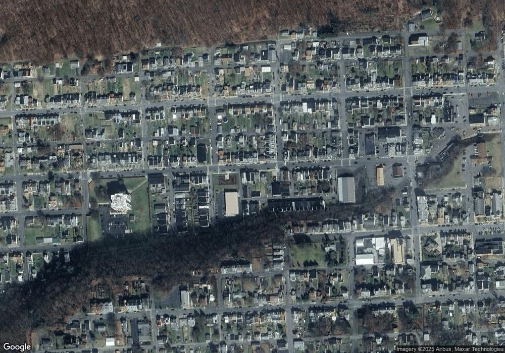 1120 W Arch St, Coal Township, PA 17866 - photo 1