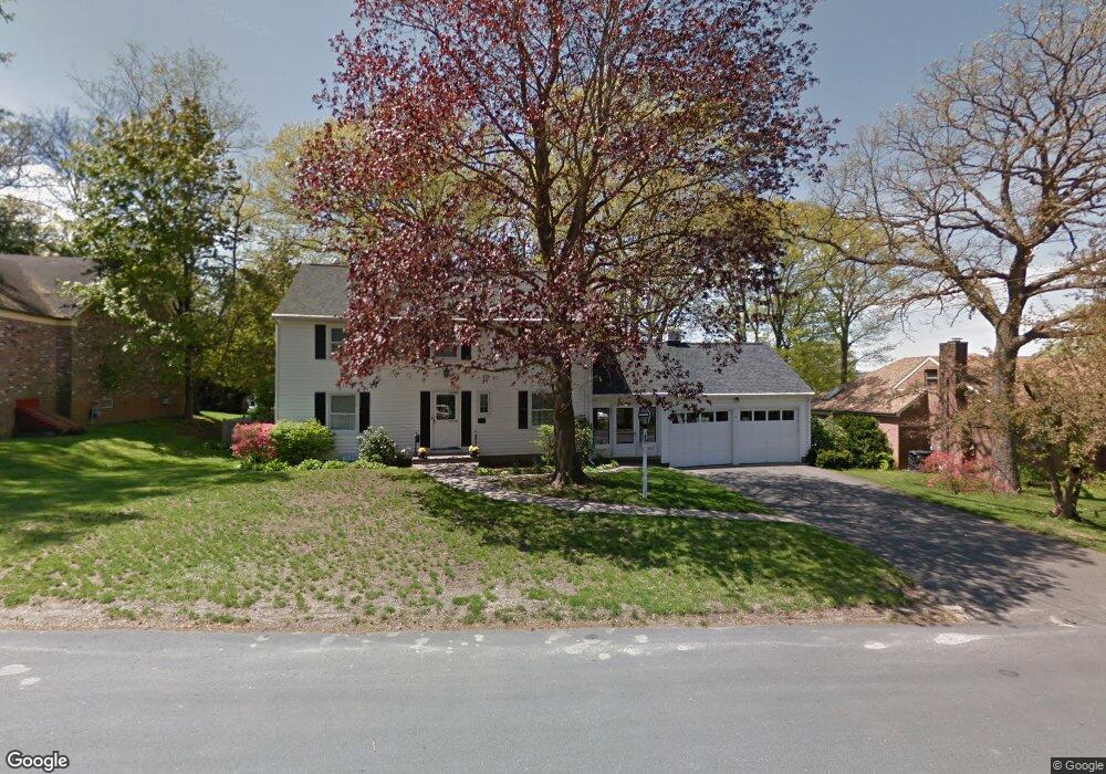 105 Avalon Cir, Waterbury, CT 06710 - photo 1