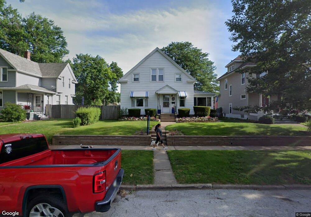 1408 W Pleasant St, Davenport, IA 52804 - photo 1