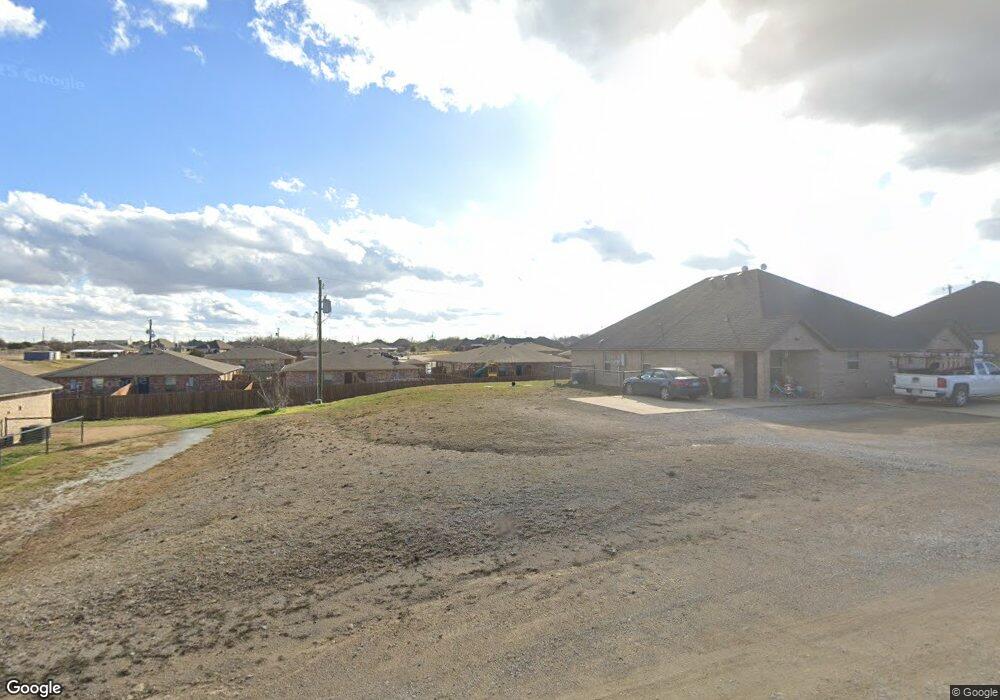 162 Crossbow Ct, Weatherford, TX 76088 - photo 1