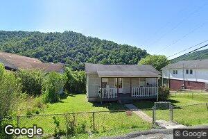 65 Lee St, Gauley Bridge, WV 25085