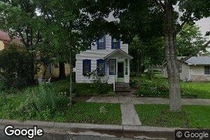 348 4th St N, Bayport, MN 55003
