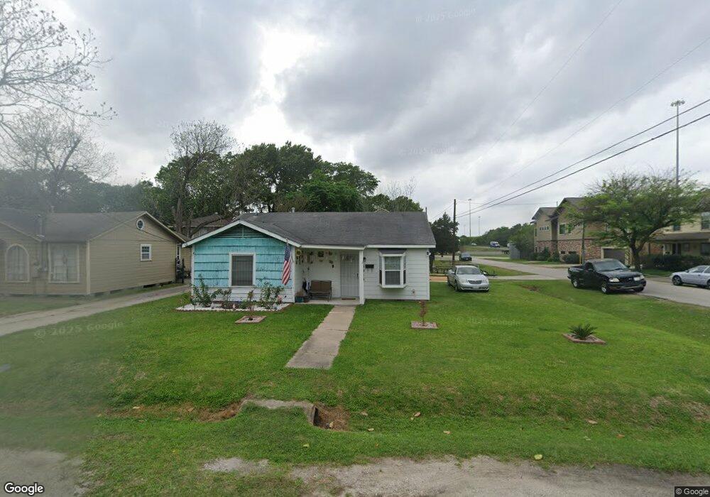 5919 Nelwyn St, Houston, TX 77009 - photo 1