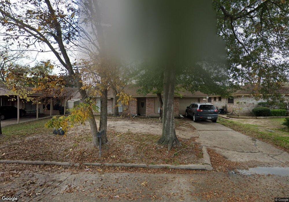 1427 Diplomat Way, Houston, TX 77088 - photo 1