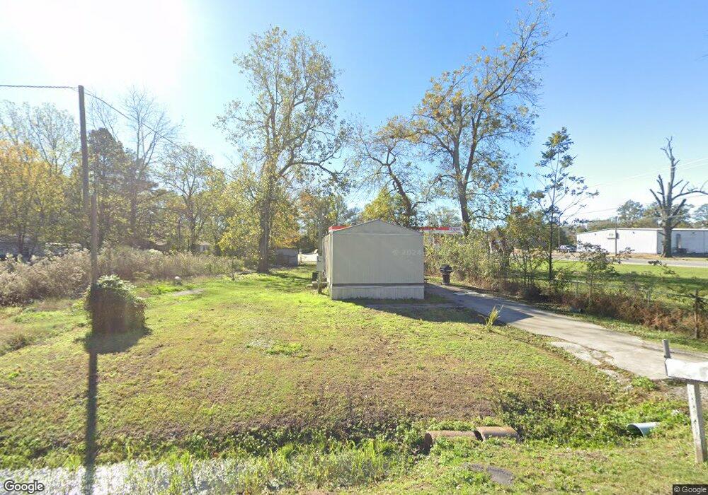 1106 E 1st St, Stuttgart, AR 72160 - photo 1