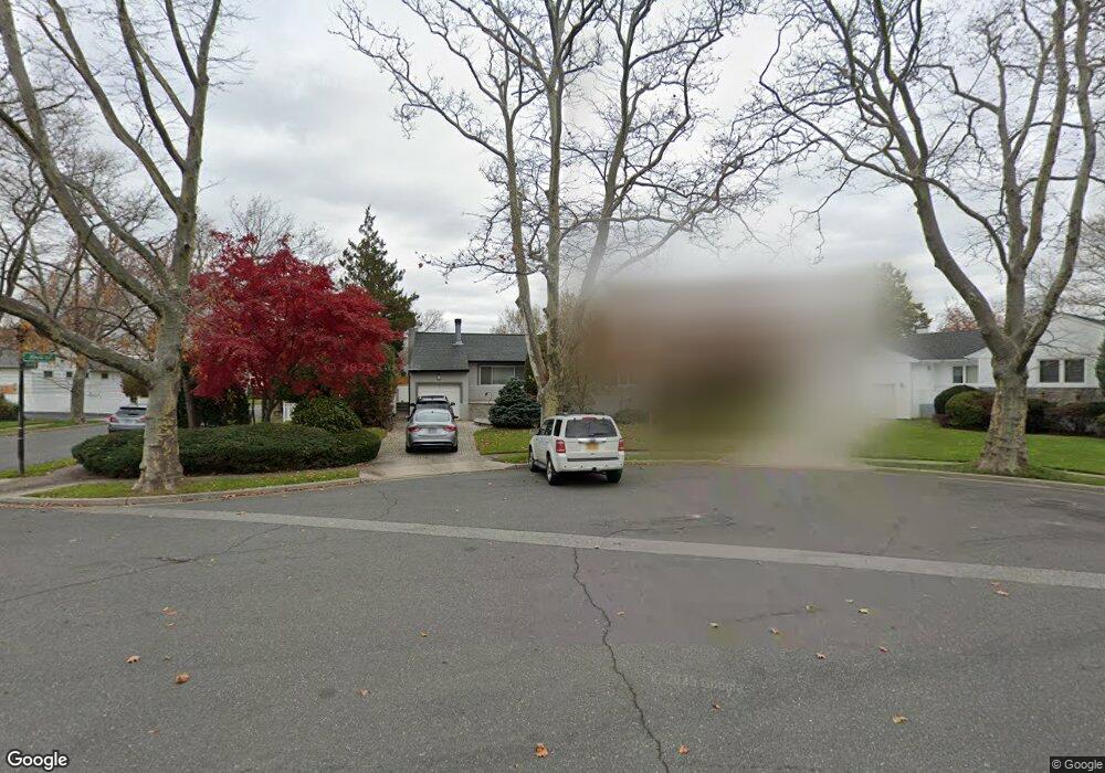 3 Riva Ct, Valley Stream, NY 11581 - photo 1