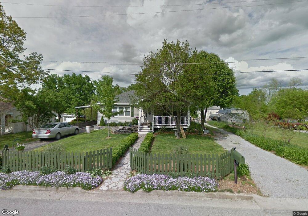 202 E Linden St, Wilmore, KY 40390 - photo 1