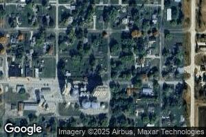 300 Maple St, Weldon, IL 61882