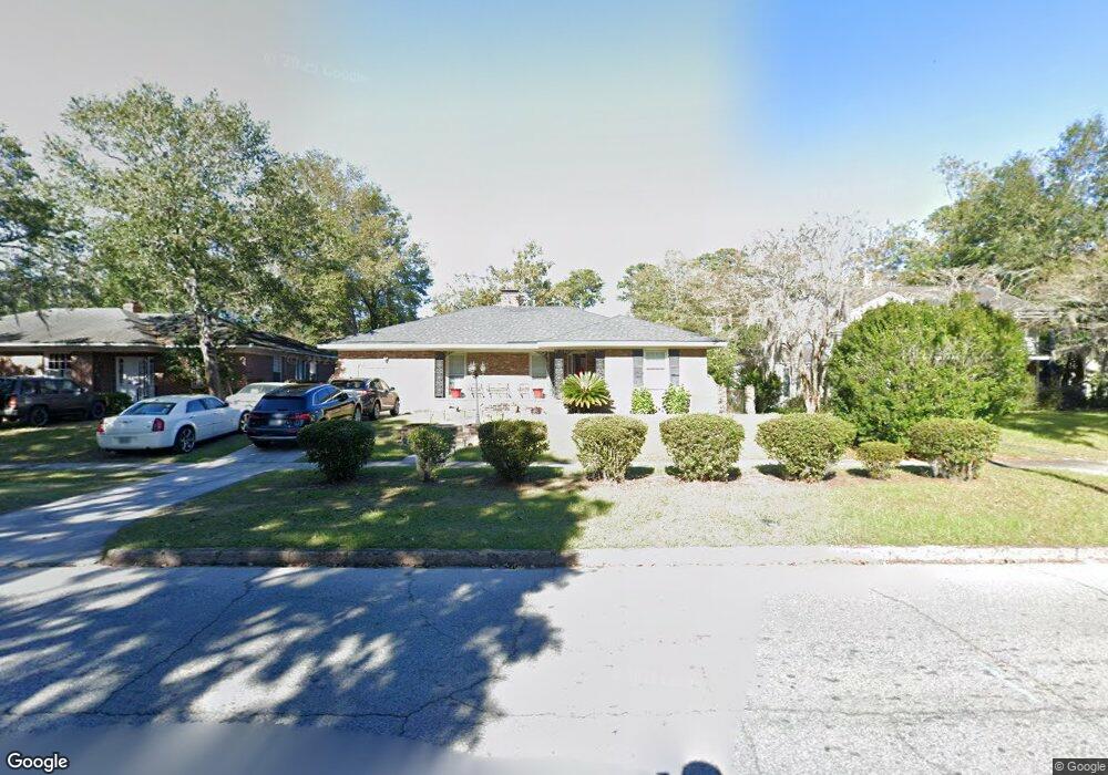 1820 E Henry St, Savannah, GA 31404 - photo 1