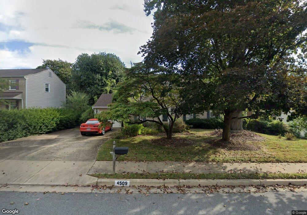 4509 Wakefield Chapel Rd, Annandale, VA 22003 - photo 1