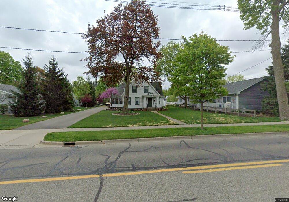 965 W Maumee St unit B, Adrian, MI 49221 - photo 1