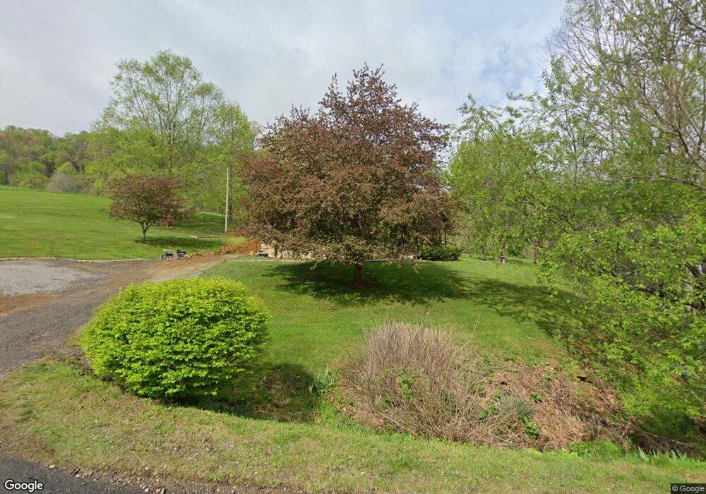 386 Gibbs Rd, Burnsville, NC 28714 - photo 1