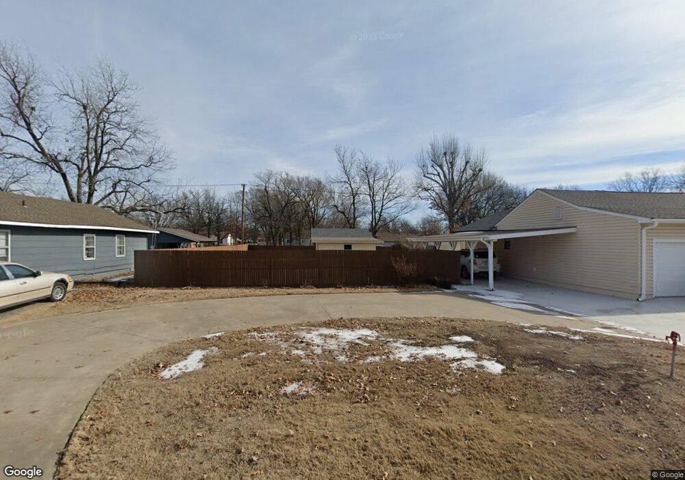 119 N Elliott St, Pryor, OK 74361 - photo 1
