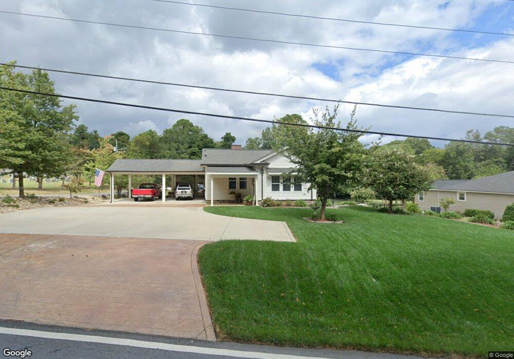 806 E Line St, Calhoun, GA 30701 - photo 1