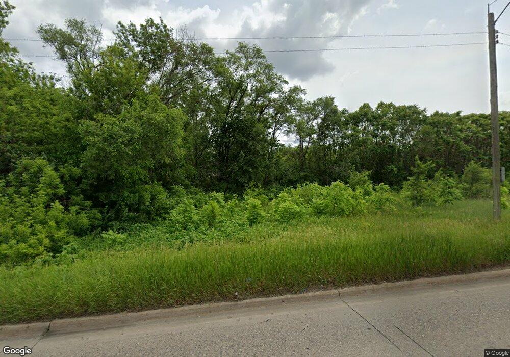 2947 E Euclid Ave, Des Moines, IA 50317 - photo 1