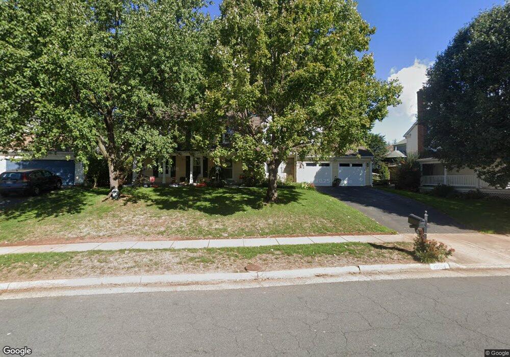 13504 Springhaven Dr, Fairfax, VA 22033 - photo 1