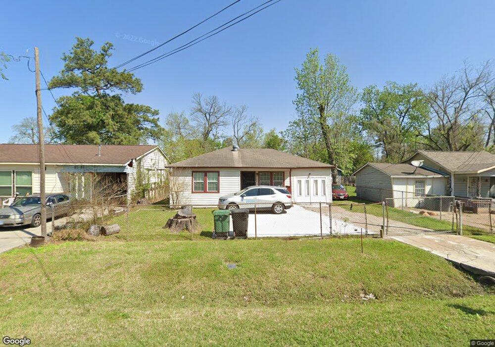 6901 Carothers St, Houston, TX 77028 - photo 1