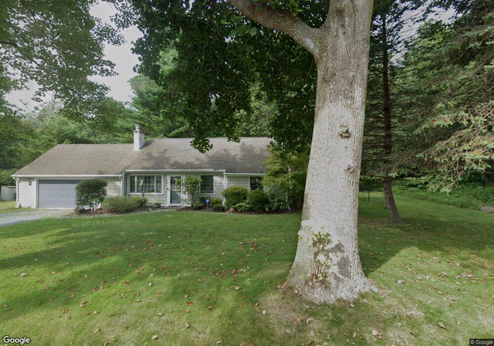 32 Kyle Cir, Barrington, RI 02806 - photo 1