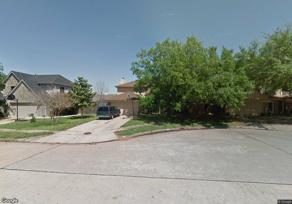 4011 Fernwood Dr, Pearland, TX 77584 - photo 1