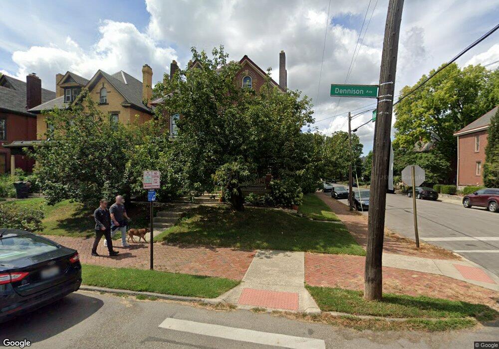 853 Dennison Ave unit 853, Columbus, OH 43215 - photo 1