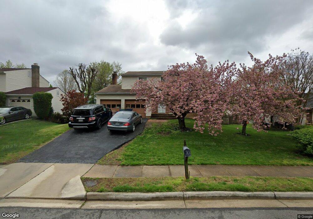 4319 Rock Creek Rd, Alexandria, VA 22306 - photo 1