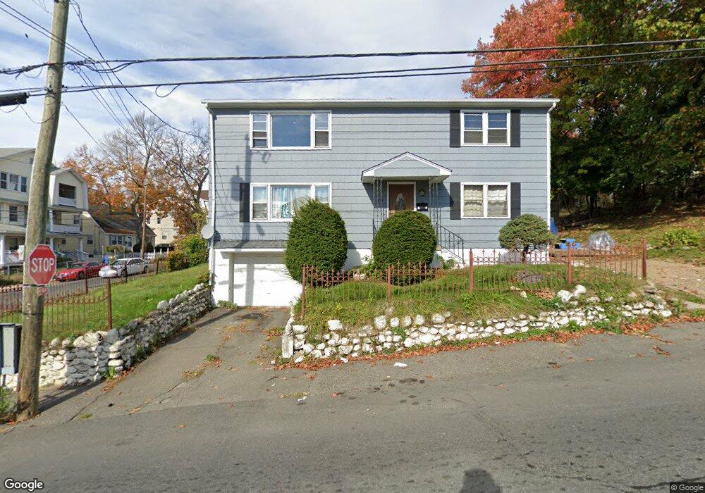 173 Wall St unit 2ND, Waterbury, CT 06704 - photo 1