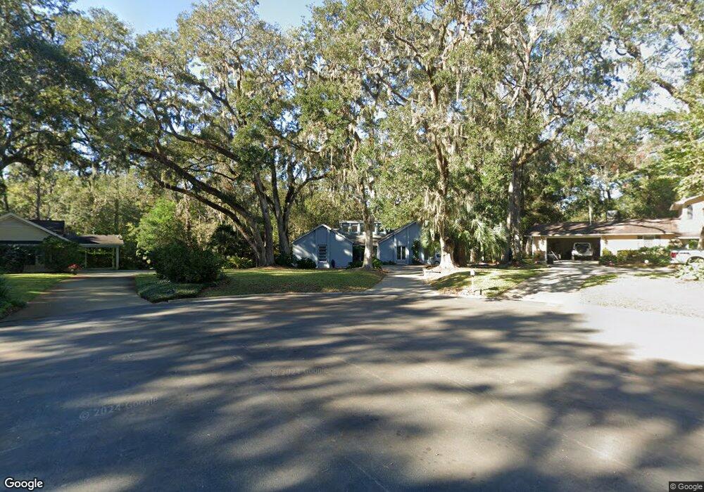 194 Dunbarton Ct, Saint Simons Island, GA 31522 - photo 1