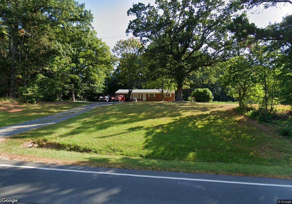 719 Nc Highway 42 S, Asheboro, NC 27205 - photo 1