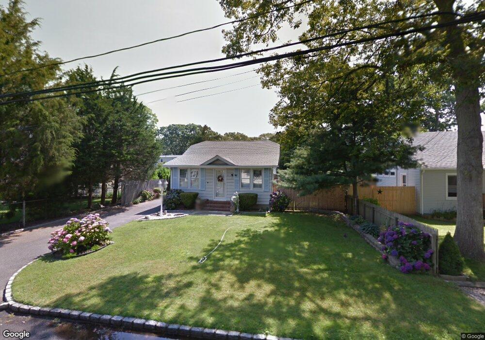 485 3rd Ave, Bayport, NY 11705 - photo 1