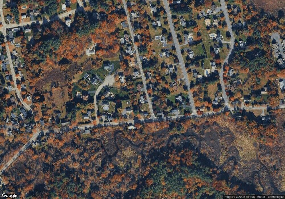 4 Pleasant St, North Reading, MA 01864 - photo 1