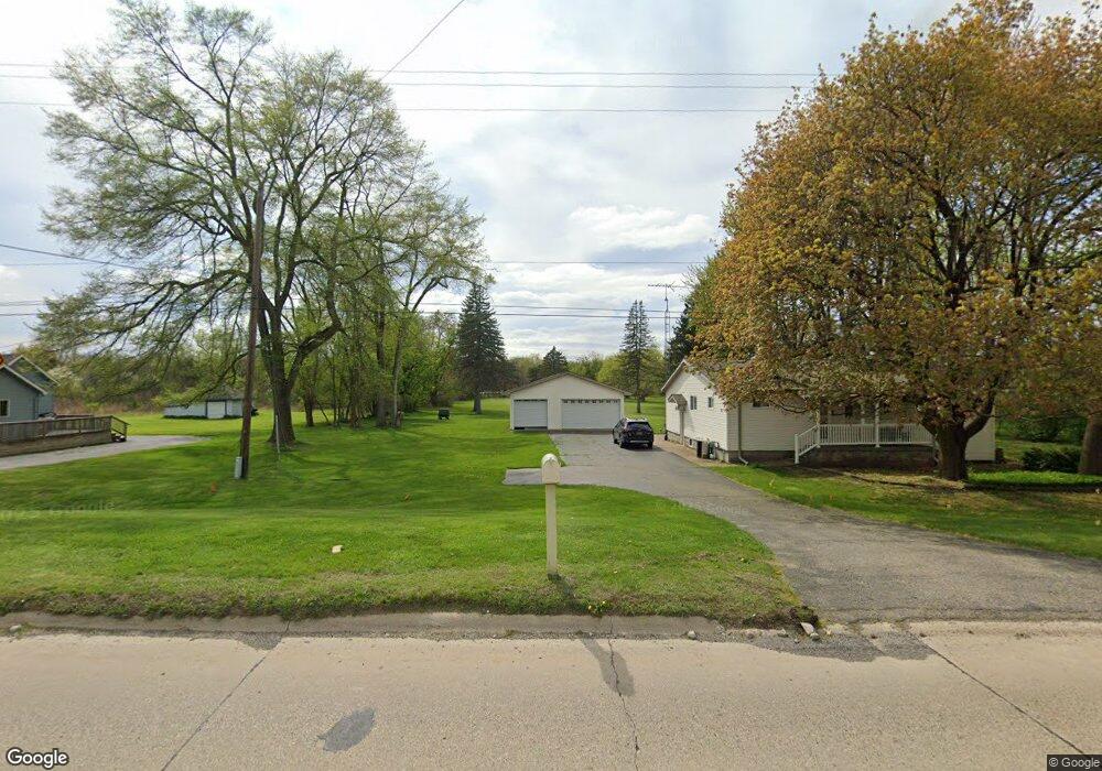 6486 Fenton Rd, Flint, MI 48507 - photo 1