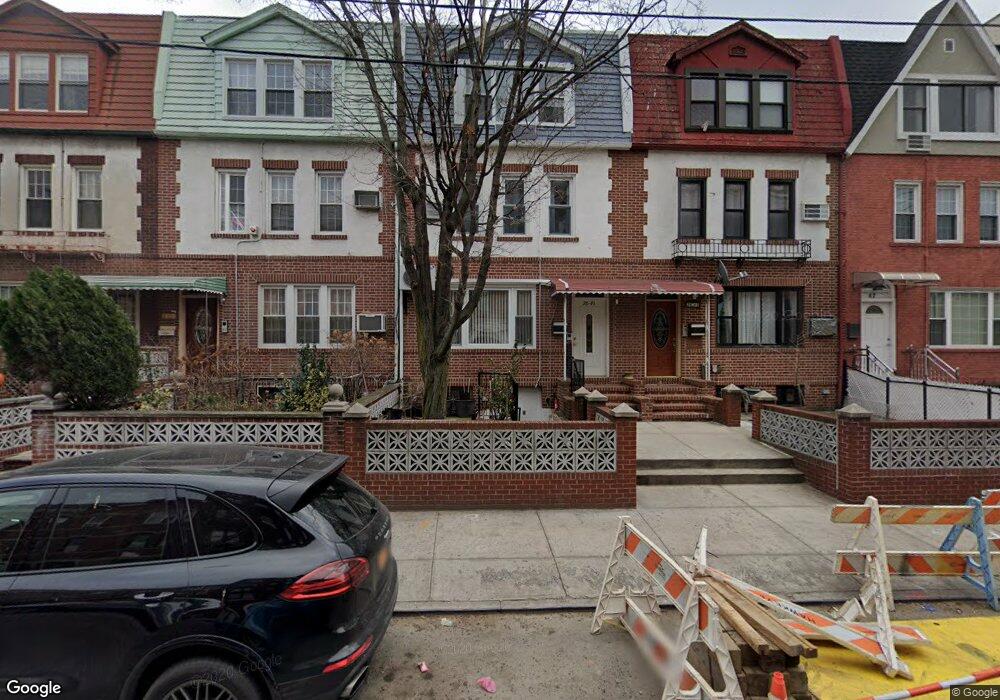 2843 35th St unit 2, Astoria, NY 11103 - photo 1