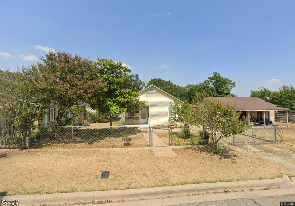 3112 NW Loraine St, Fort Worth, TX 76106 - photo 1